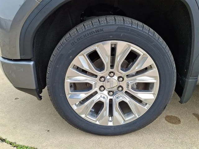 Used 2020 Gray GMC Denali image 28