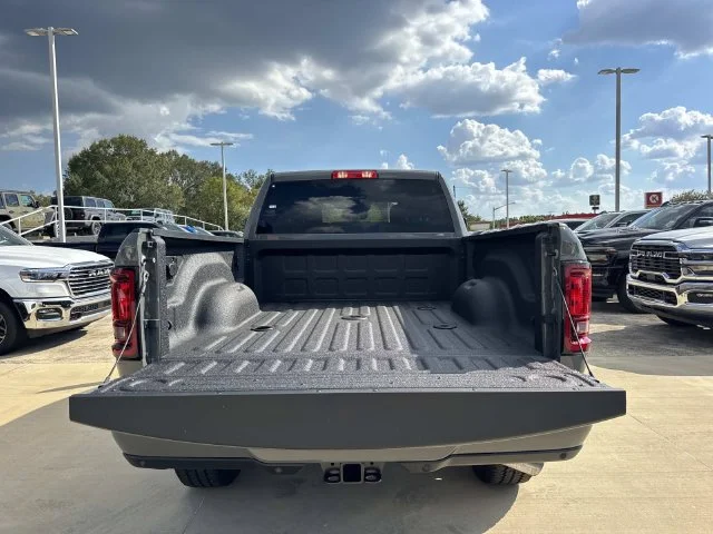 New 2027 Ceramic Gray Clear-Coat Exterior Paint RAM Big Horn image 27