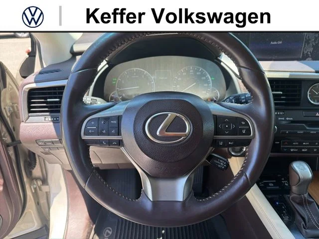 Used 2017  Lexus 350 image 9