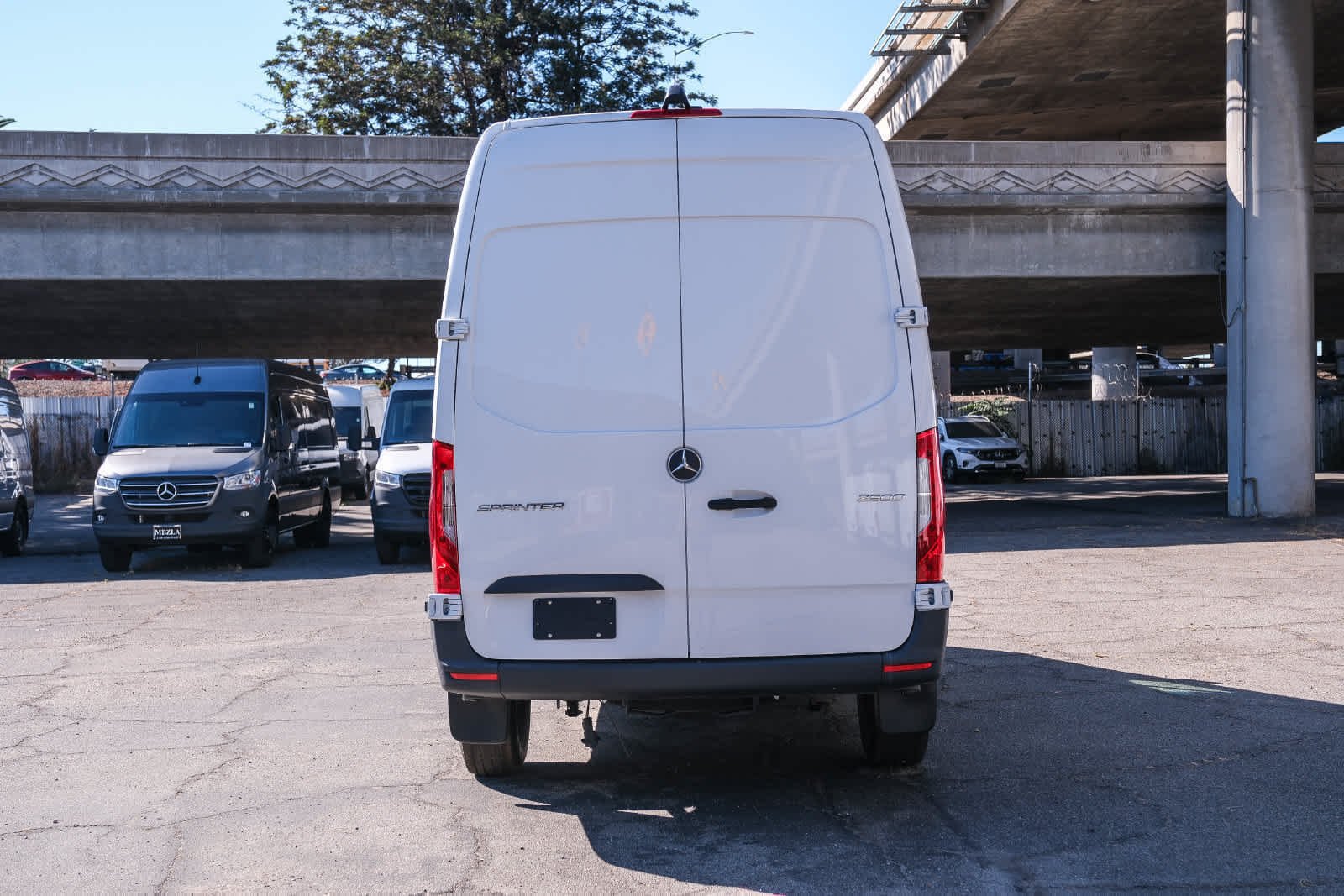 New 2025 Arctic+White Mercedes-Benz Cargo 144 WB  RWD 2.0L 4-Cylinder image 5