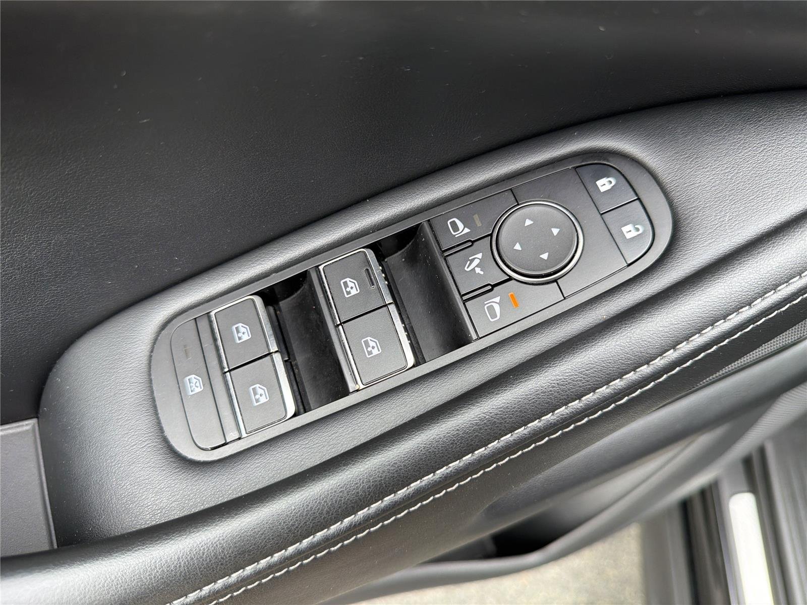 Used 2024 Mineral Black INFINITI PURE image 20