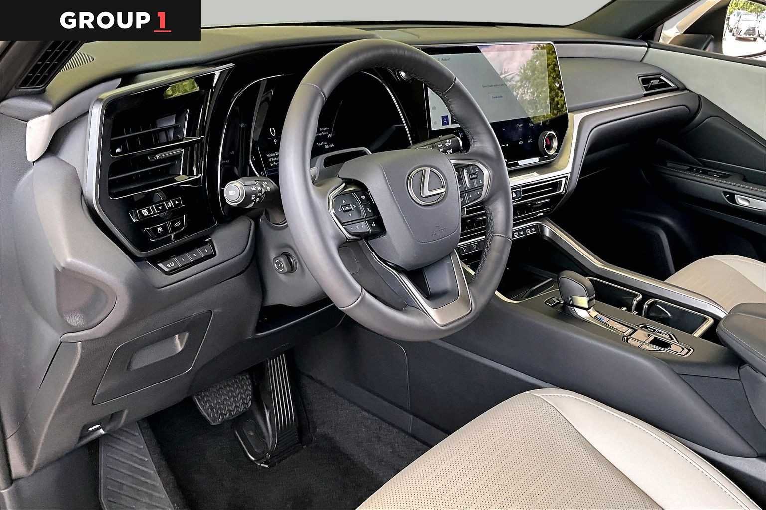 Certified Used 2026 Wind Chill Pearl Lexus Premium image 15