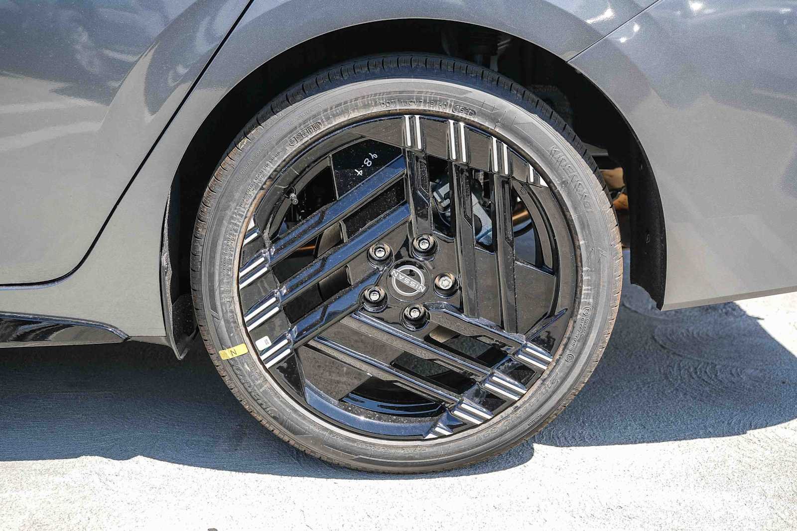 New 2027 Gun Metallic Nissan SR image 10