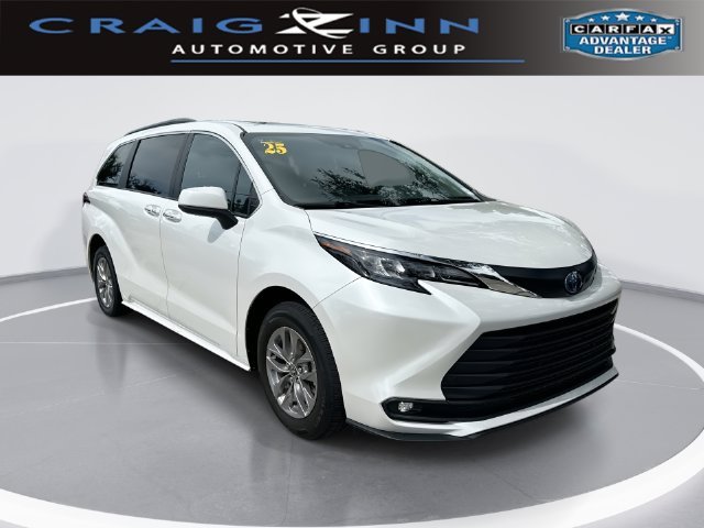 2025 Toyota Sienna XLE