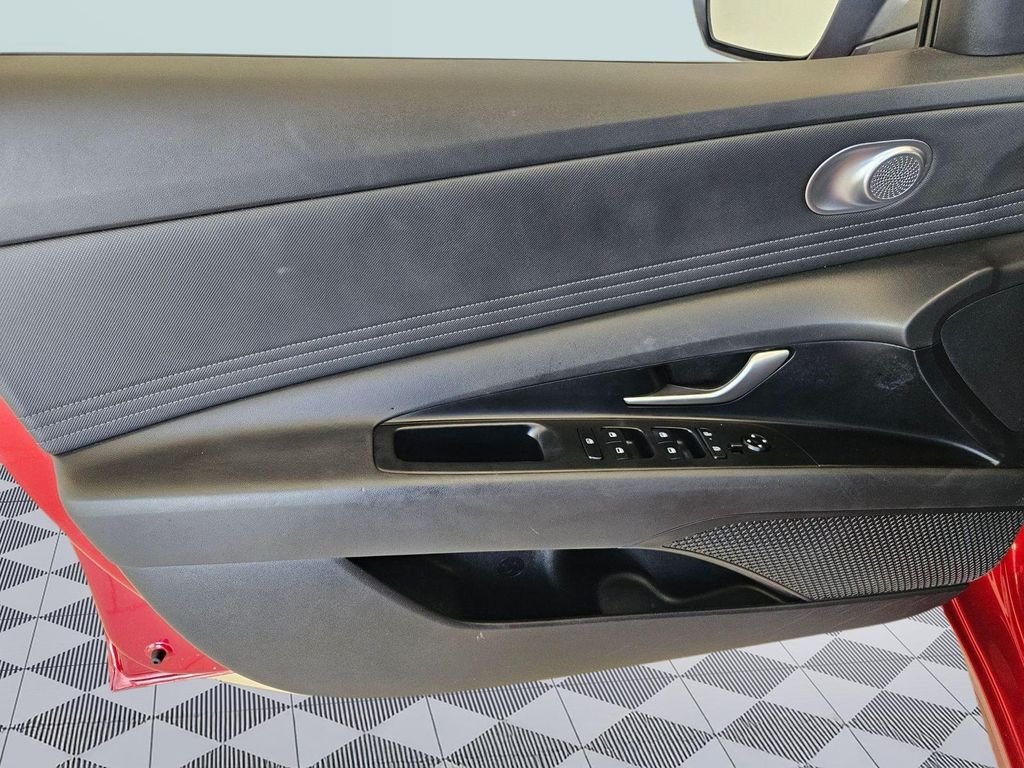 2024 Hyundai Elantra SEL - Photo 10