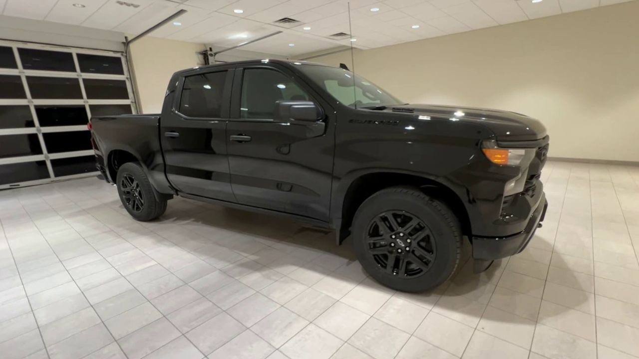 2025 Chevrolet Silverado 1500 Custom - Photo 33