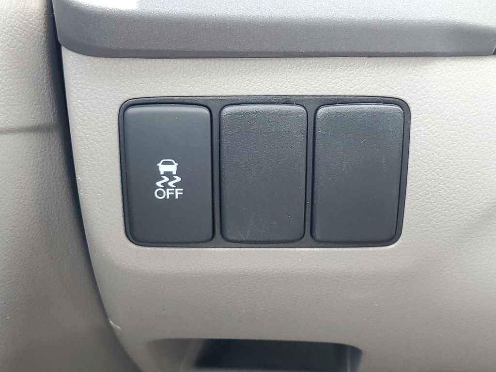 Used 2012 Gray Honda LX image 19