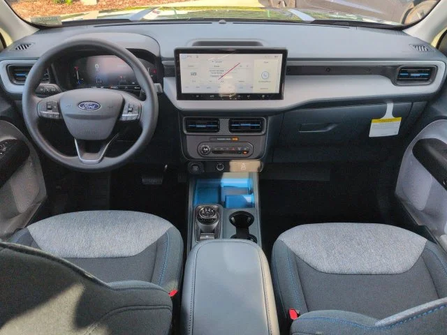 New 2026 Carbonized Gray Metallic Ford XLT image 15