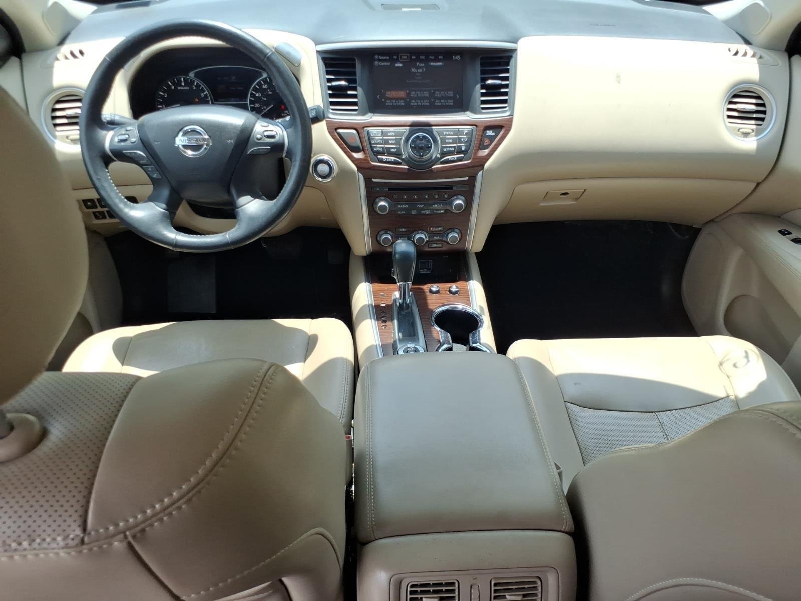 Used 2019 Pearl White Tricoat Nissan Platinum image 23