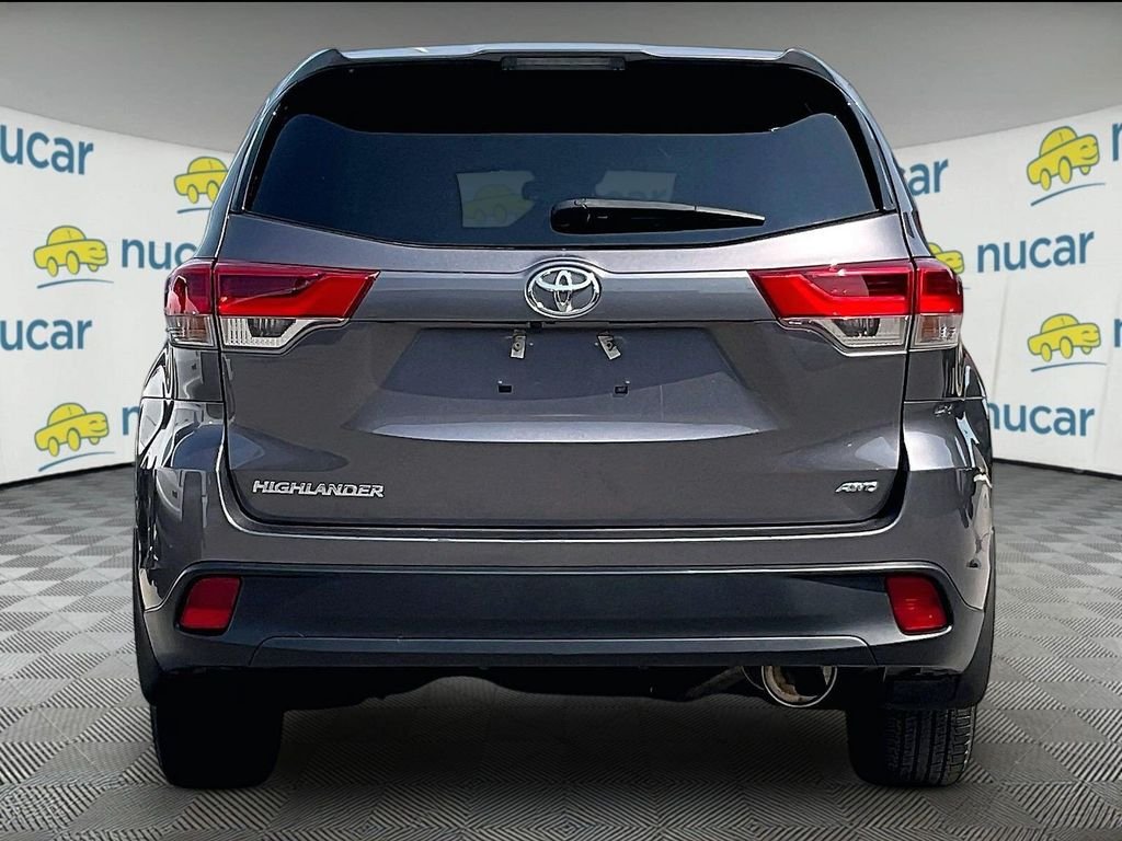 Used 2019 Gray Toyota LE image 5