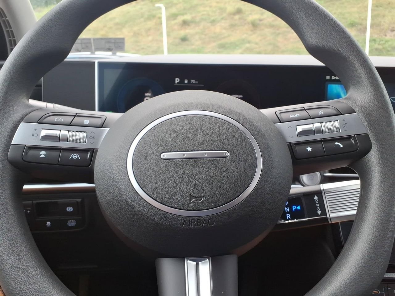 2026 Hyundai Tucson Blue SE - Photo 12
