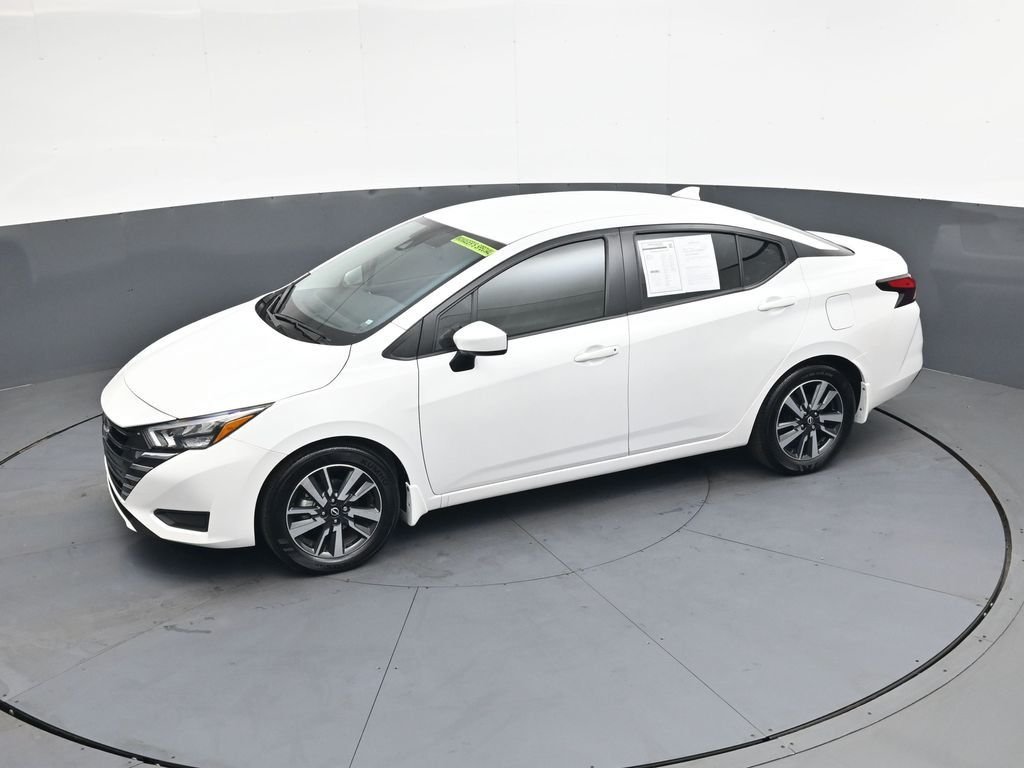 Used 2025 White Nissan 1.6 SV image 39