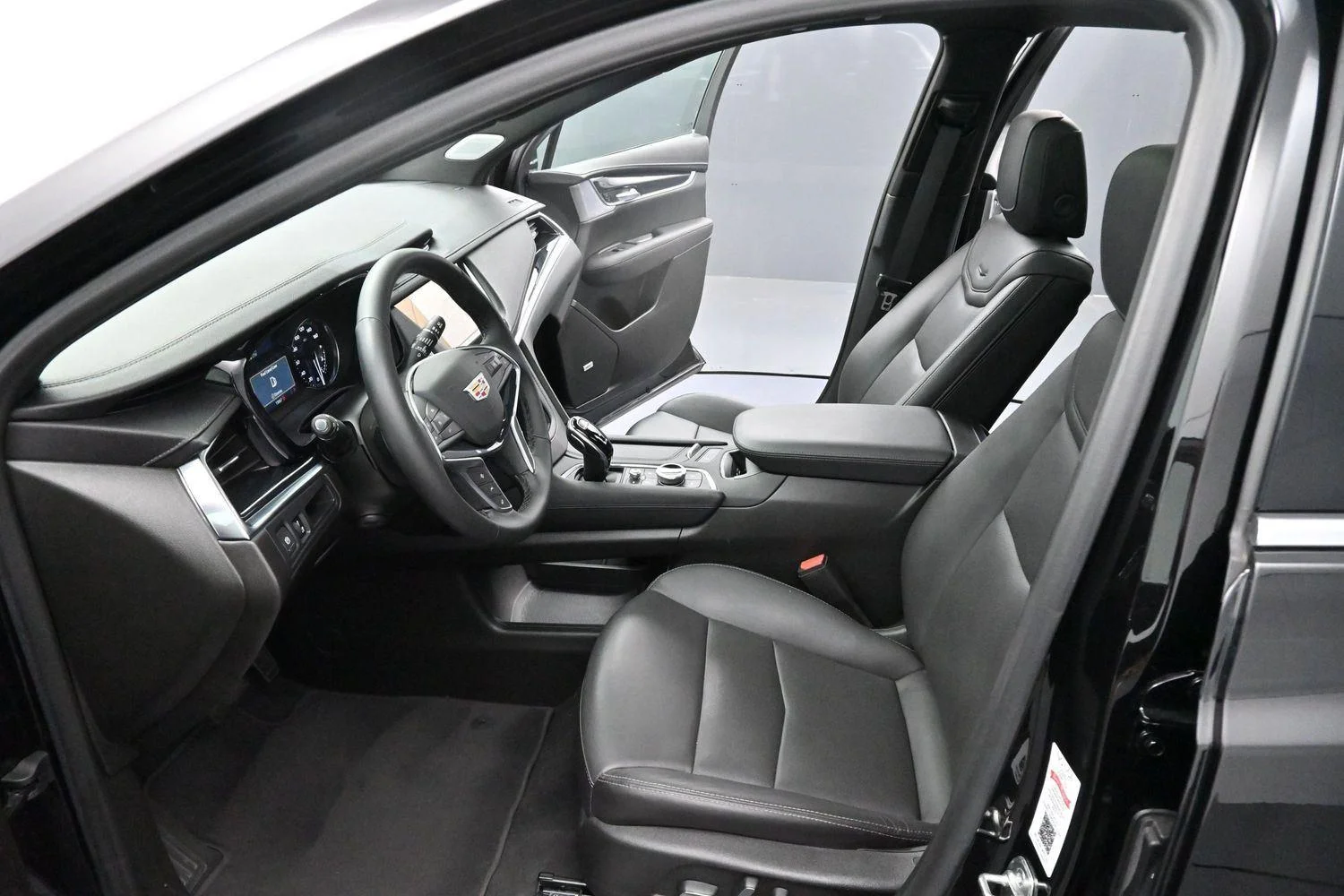 Used 2025 Stellar Black Metallic Cadillac Premium Luxury image 14