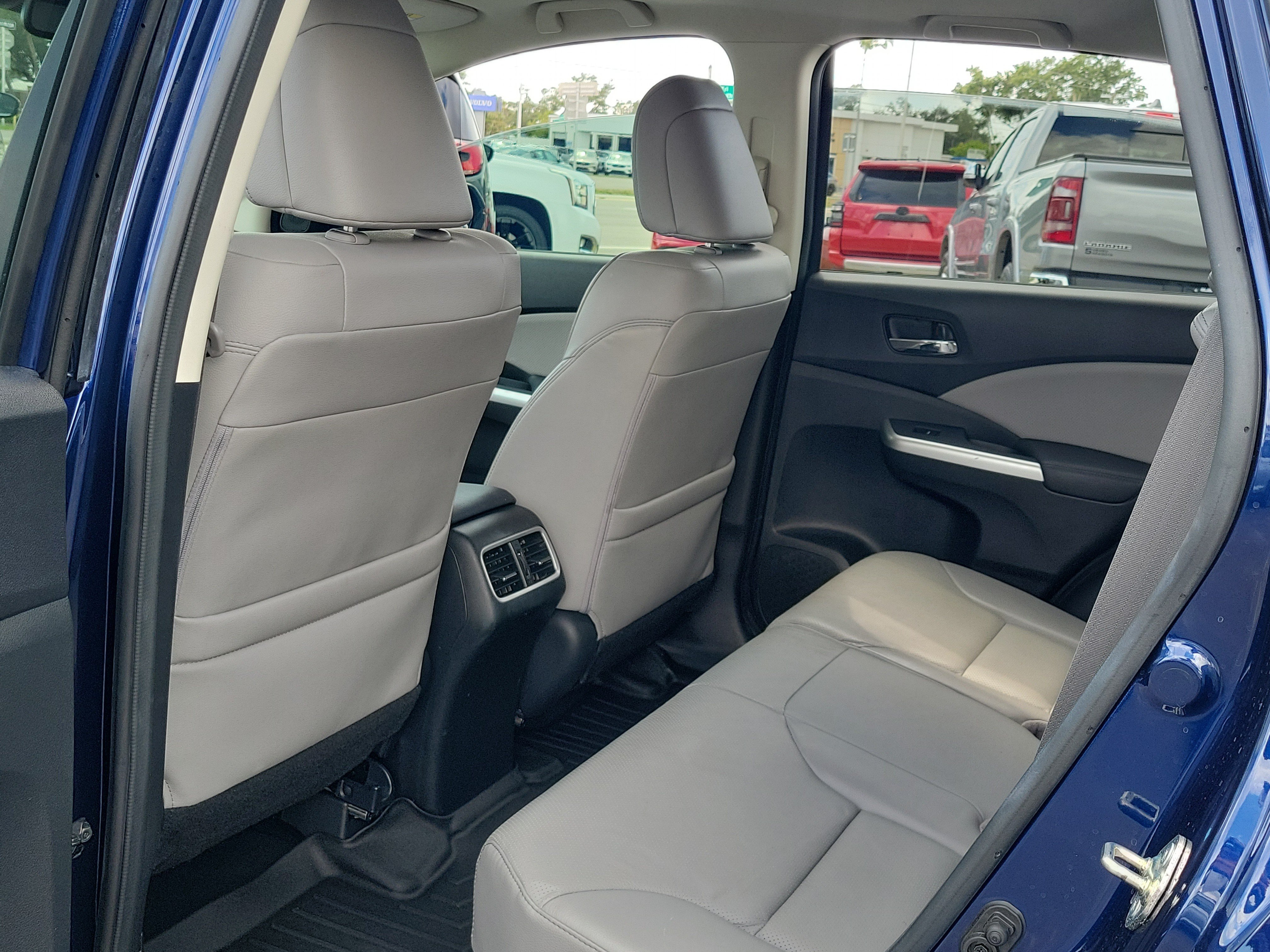 Used 2016 Blue Honda Touring image 13