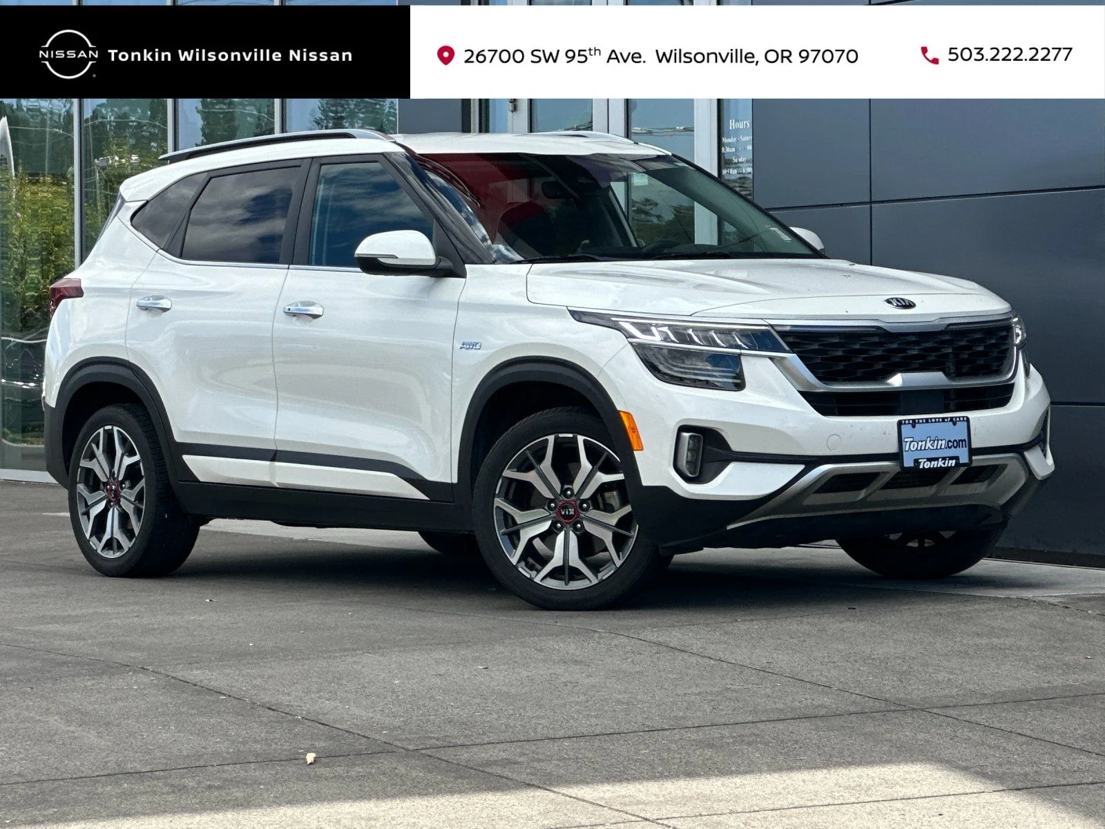 Used 2021 Snow White Pearl Kia SX image 1