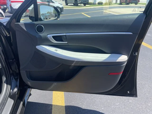 2025 Hyundai Sonata Hybrid SEL - Photo 39