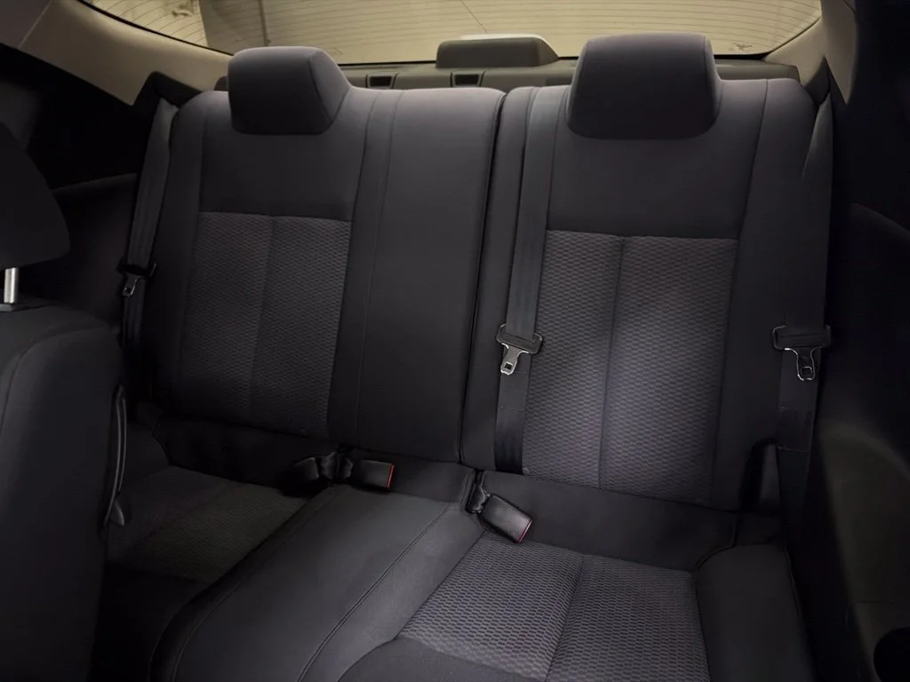 Used 2009 Silver Nissan 3.5 SE image 23