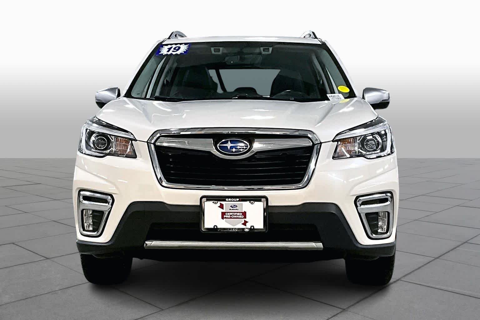 Used 2019 Crystal White Pearl Subaru Touring image 3