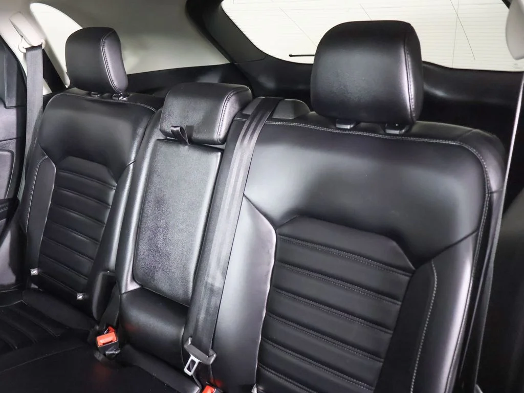 Used 2023 Black Ford SEL image 31