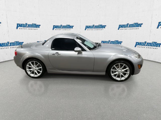 Used 2012 Liquid Silver Metallic Mazda PRHT Grand Touring image 12