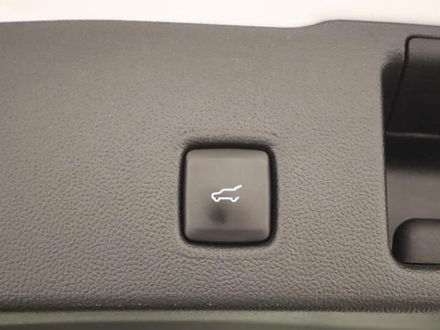 Used 2024 Oxford White Ford Active image 60