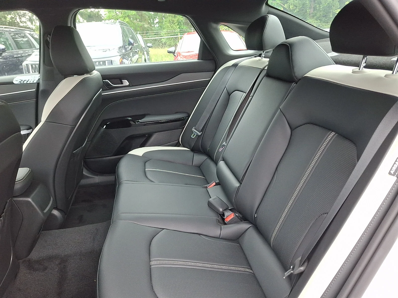 New 2026 White Kia GT-Line image 11