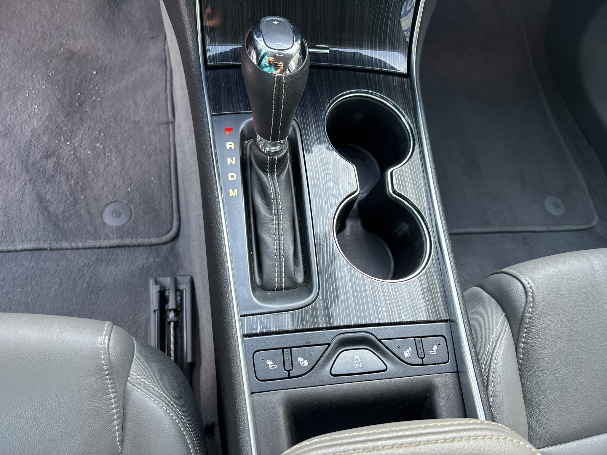 Used 2017 Silver Ice Metallic Chevrolet LT image 5