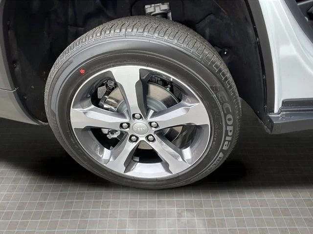 New 2026 White/off-white Jeep Limited image 49