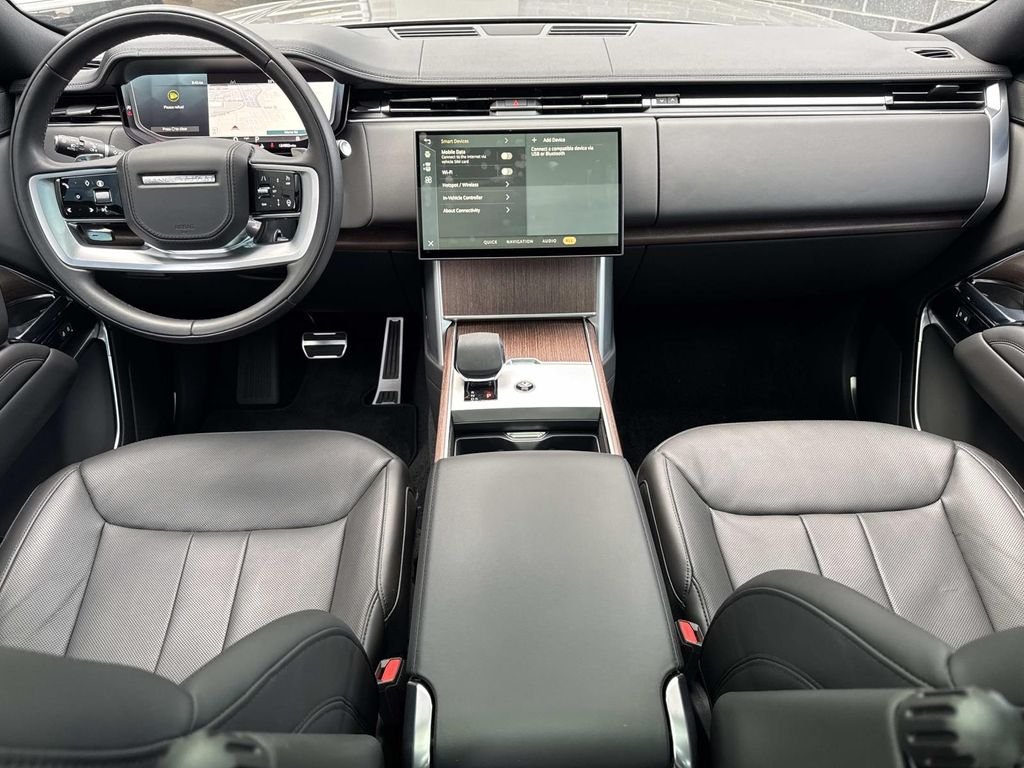 Certified Used 2024 Eiger Gray Metallic Land Rover SE image 18