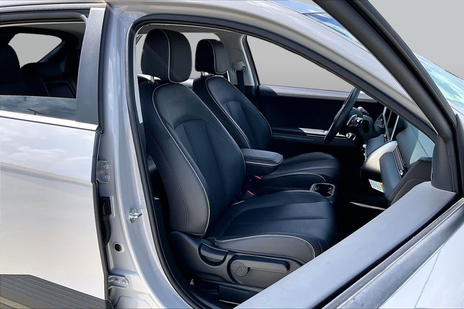Used 2023 Cyber Gray Hyundai SEL image 8