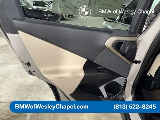 2025 BMW X3 30 - Photo 16