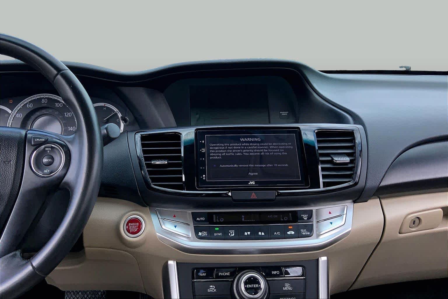 Used 2015  Honda  image 7