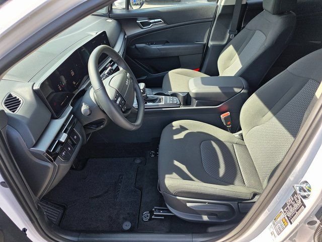 2026 Kia Sportage LX - Photo 14