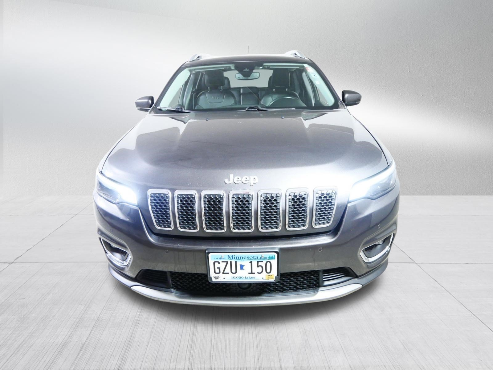 Used 2019 Jeep Cherokee Limited with VIN 1C4PJMDX2KD408666 for sale in Brooklyn Center, Minnesota