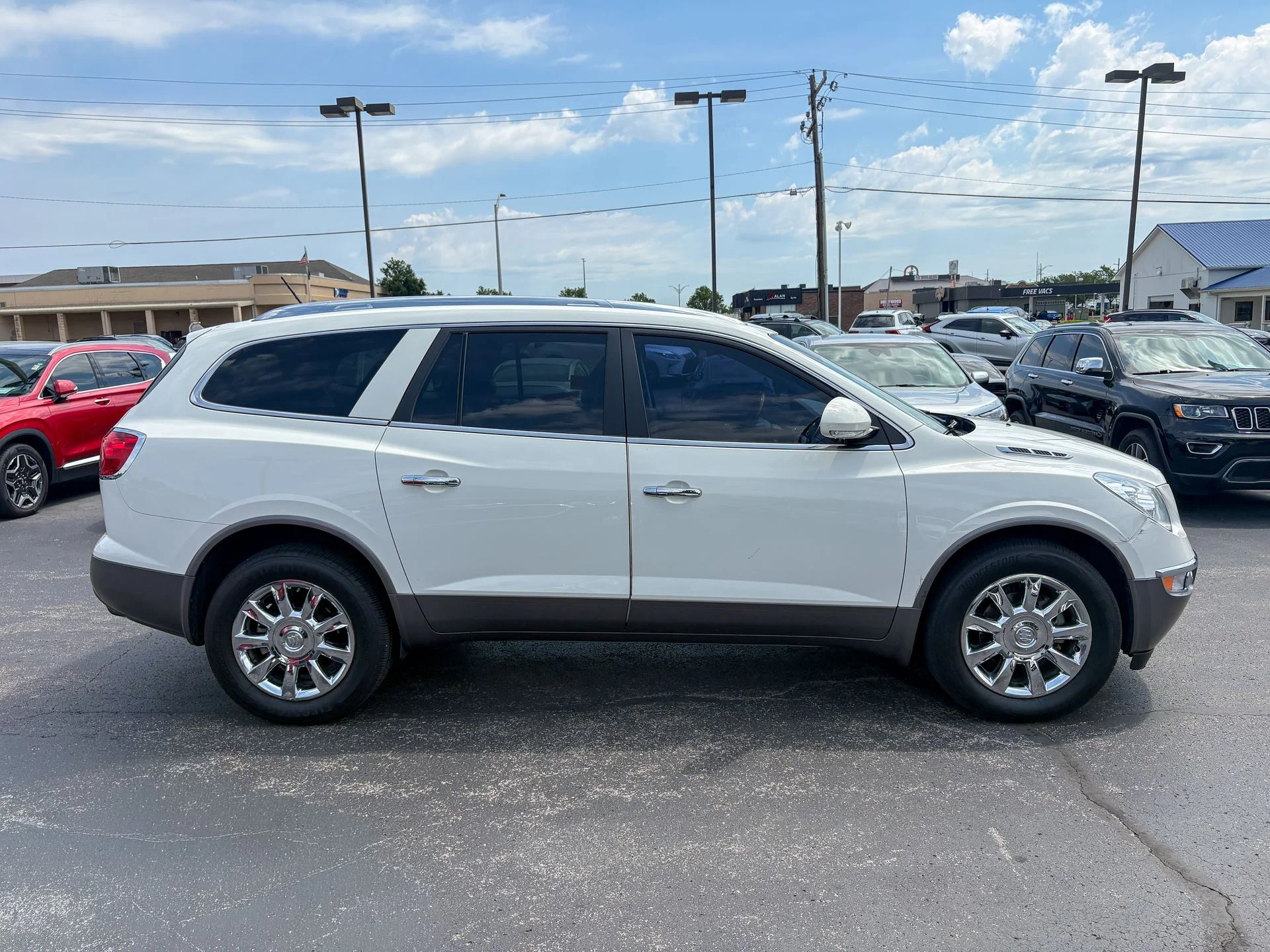 Used 2012 White Buick Leather Group image 9