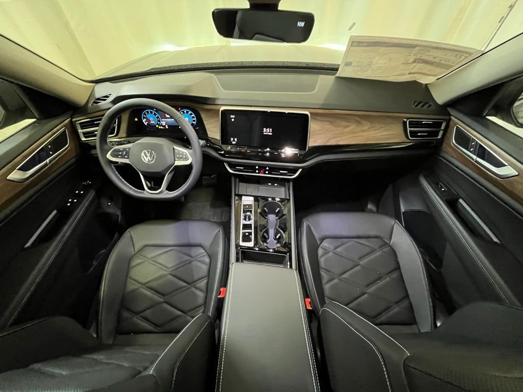 New 2026 Gray Volkswagen 2.0T SE w/Technology image 13