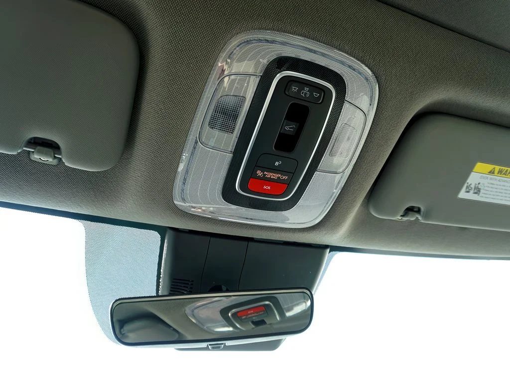 2025 Hyundai Elantra SEL - Photo 22