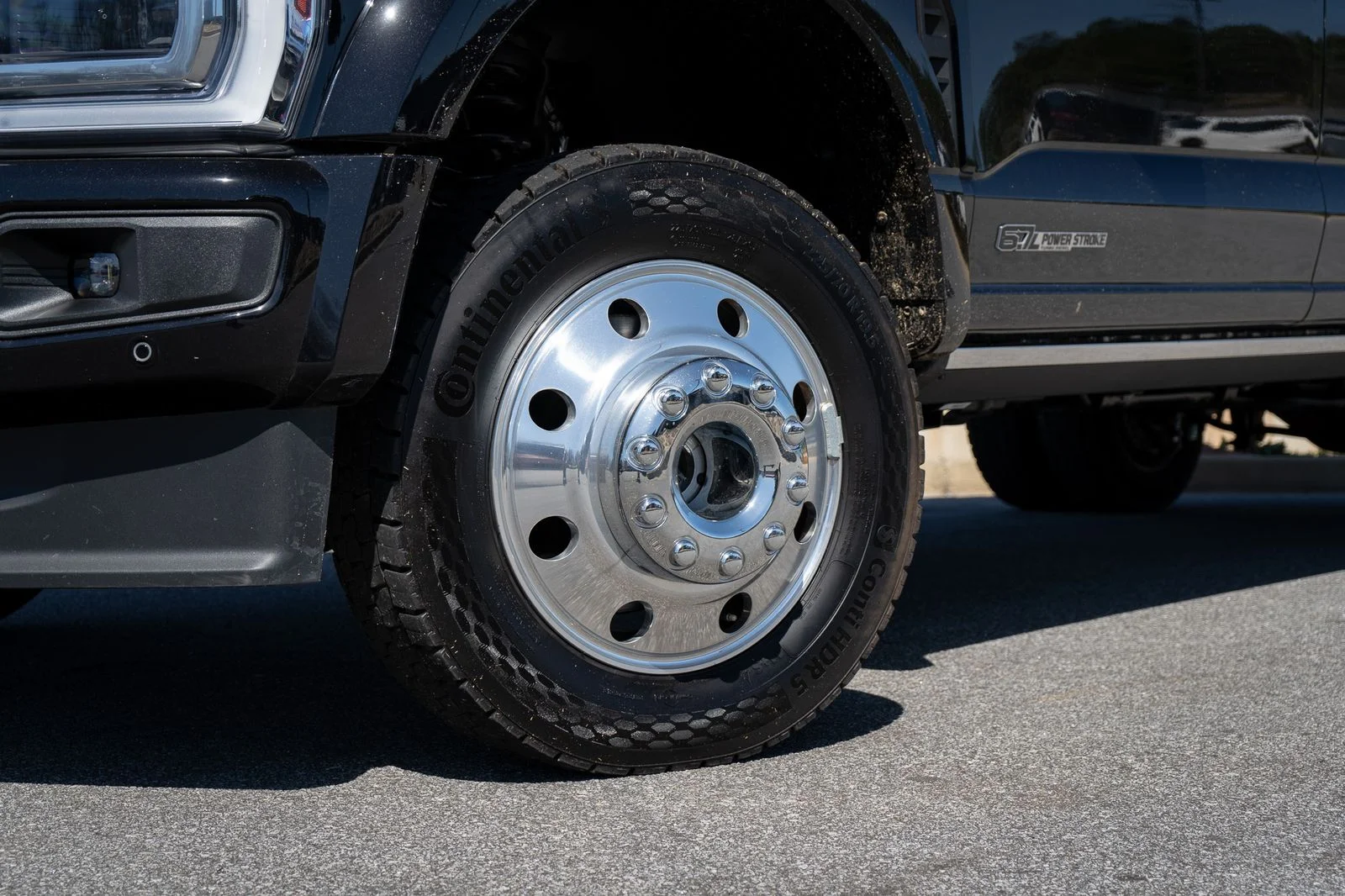 2025 Ford F-450 Super Duty Platinum - Photo 7
