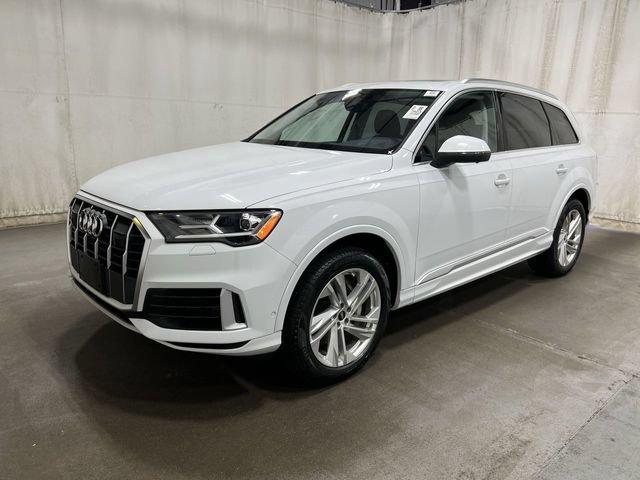 2023 Audi Q7 55 Premium Plus quattro Tiptronic's photo
