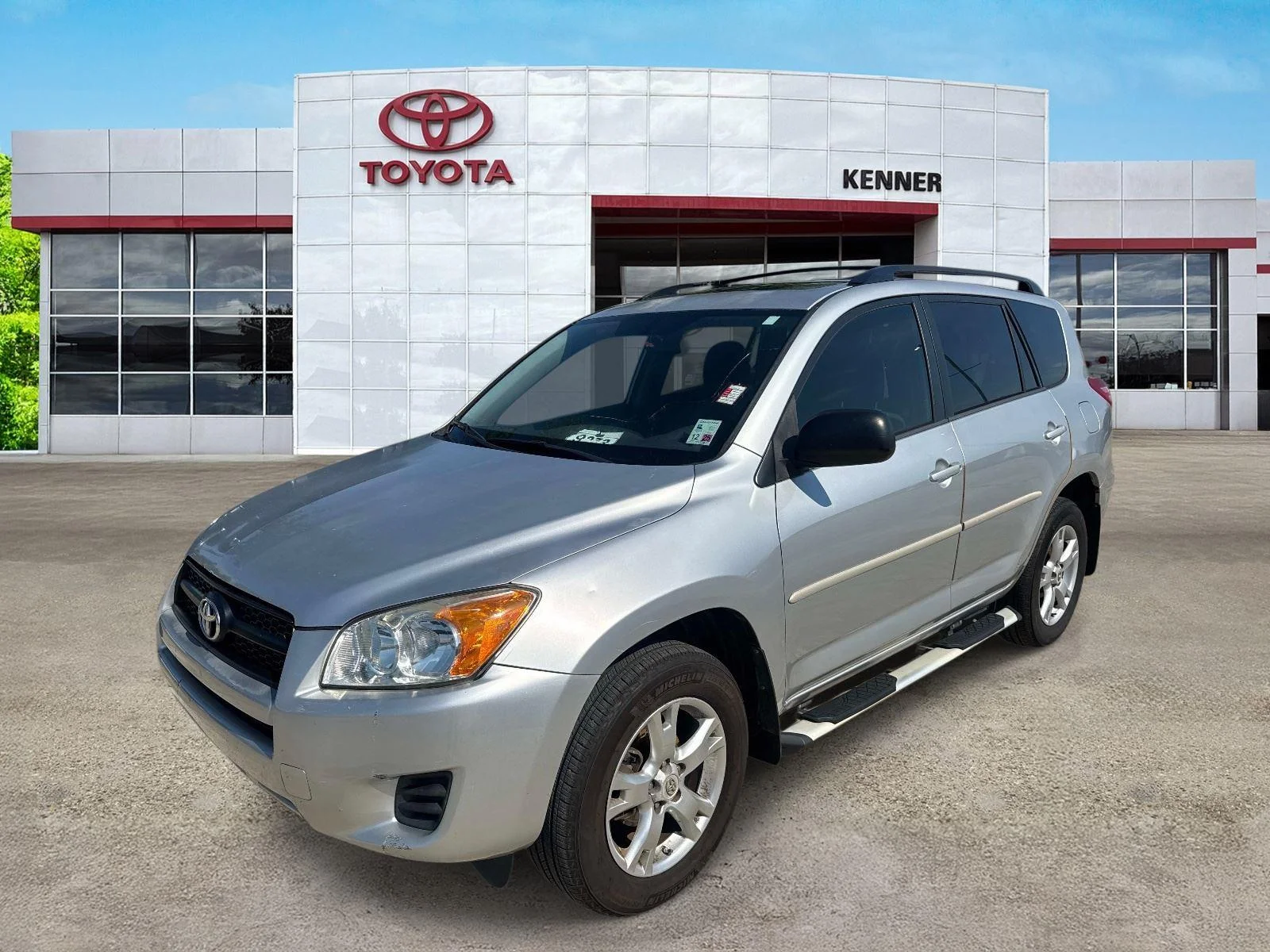 Used 2012 Classic Silver Metallic Toyota BASE image 3