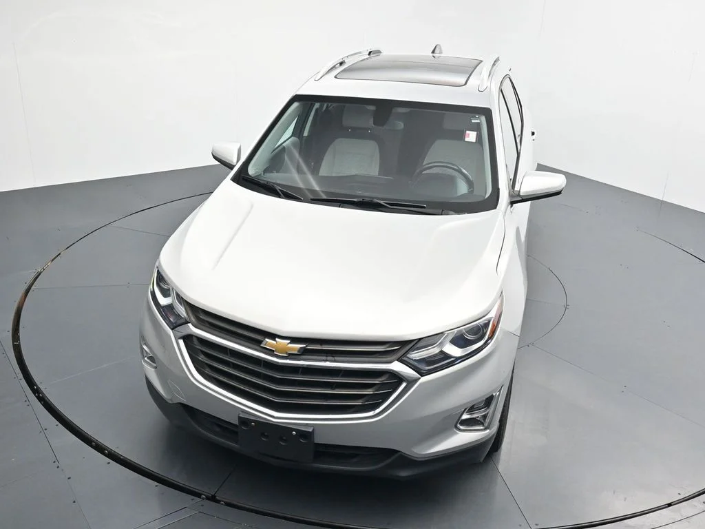Used 2018 Silver Chevrolet LT image 24