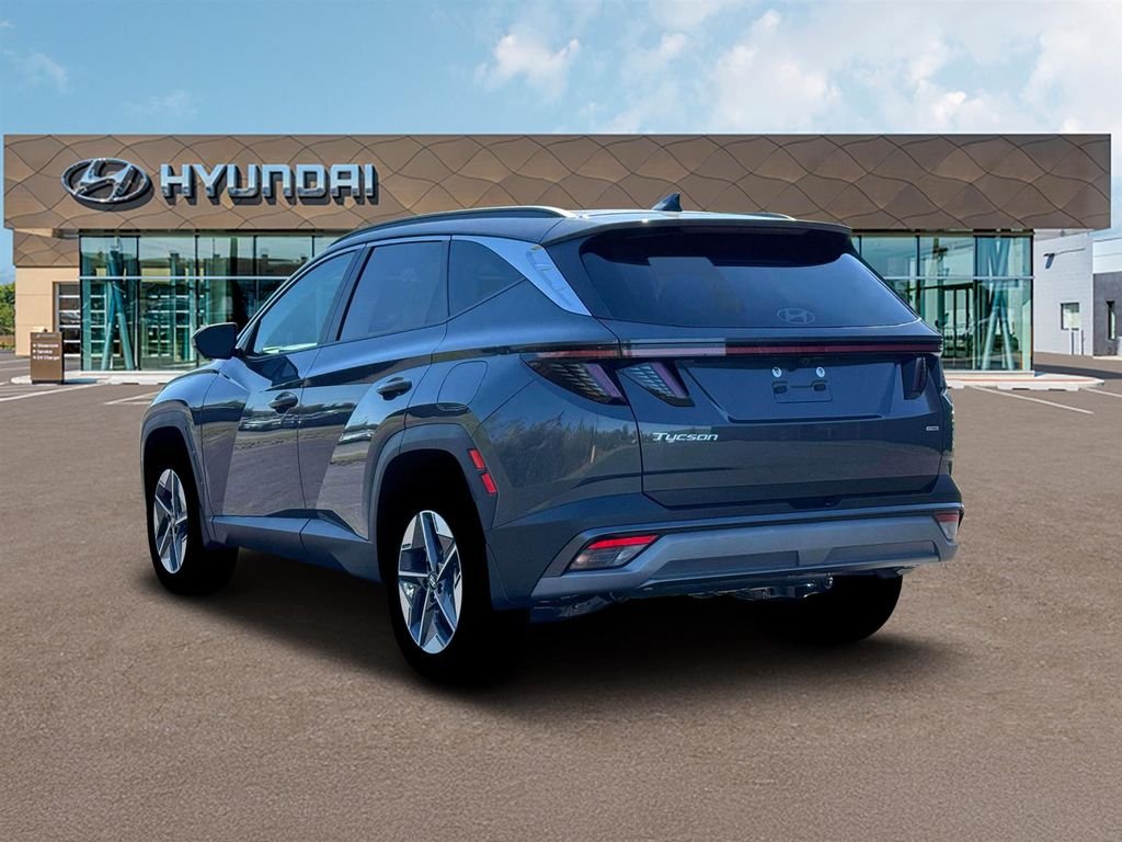 New 2026 Gray Hyundai SEL Premium image 6