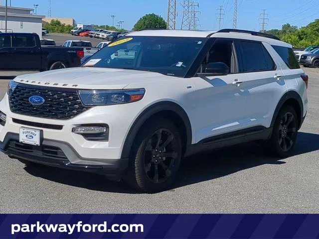 Used 2023 White Ford ST-Line image 1