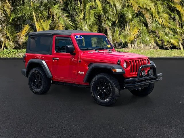 Used 2020 Red Jeep Sport S image 2