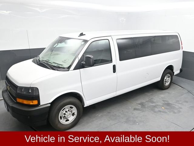 Used 2024 White Chevrolet LS image 27