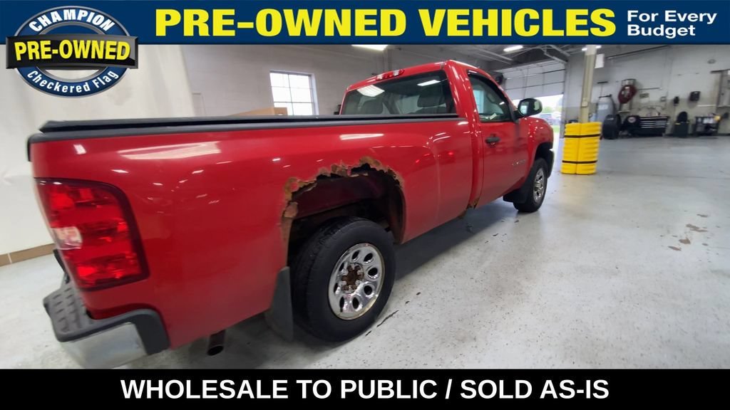 Used 2012 VICTORY RED Chevrolet Work Truck image 4