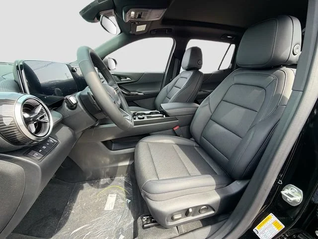 2027 Chevrolet Equinox LT - Photo 25