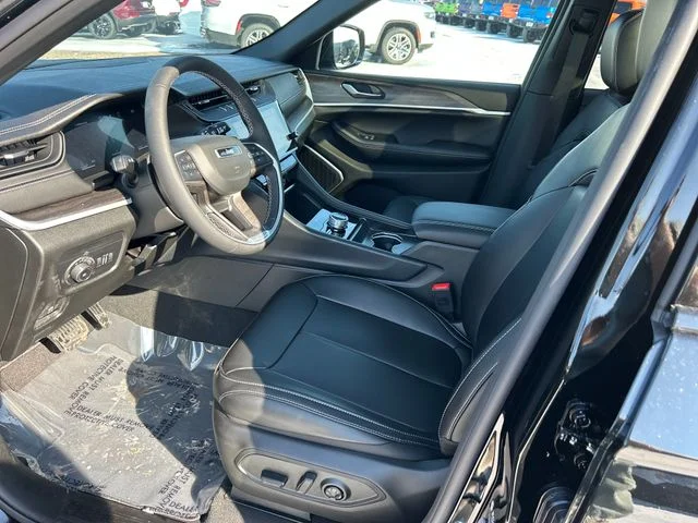 New 2026 Black Jeep Limited image 38