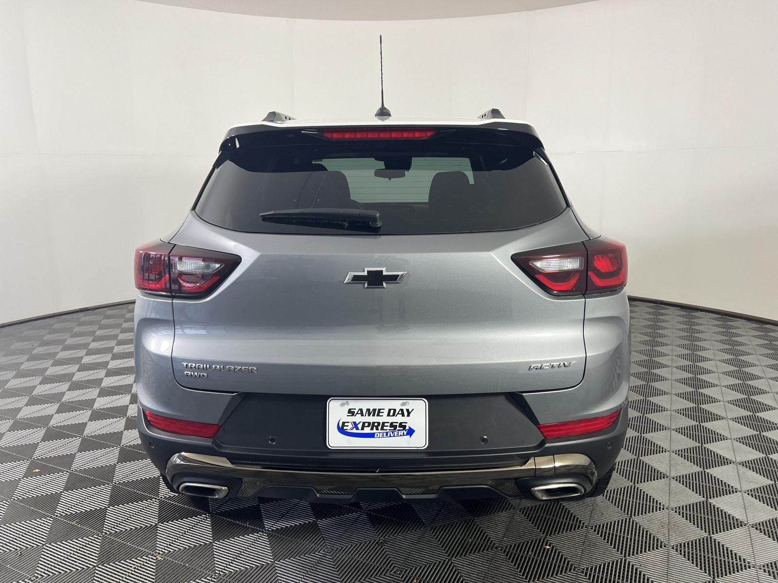 Used 2024 Sterling Gray Metallic Chevrolet ACTIV image 23