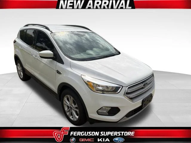 Used 2018 White Ford SE image 1